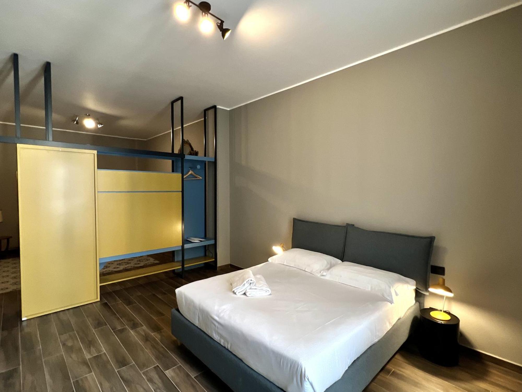 Palazzo Zippitelli Apartments Bari Pokój zdjęcie